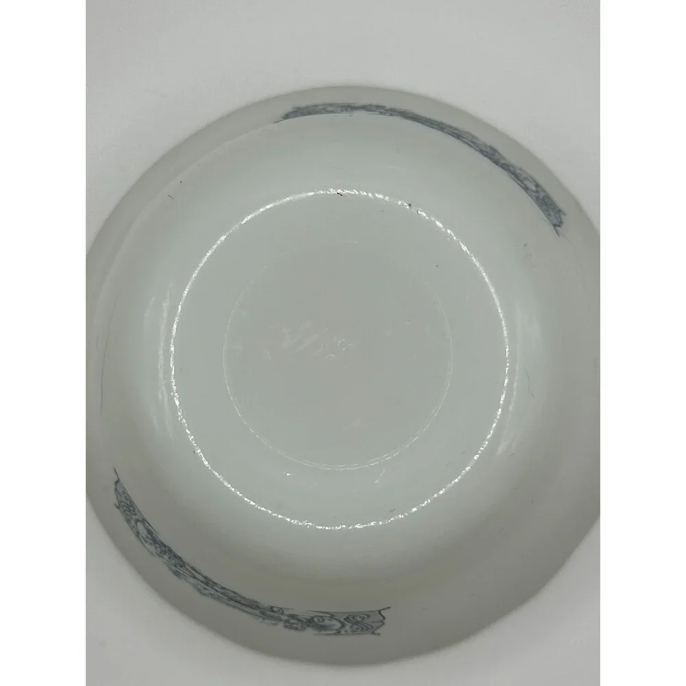 VINTAGE‎ 1960's CURRIER & IVES Milk Glass Ruffled Edge 6oz.Dessert Custard Cup